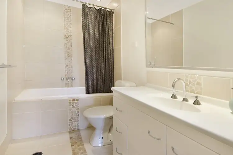 Fifth view of Homely townhouse listing, 7/26 Glenrosa Road, Red Hill QLD 4059