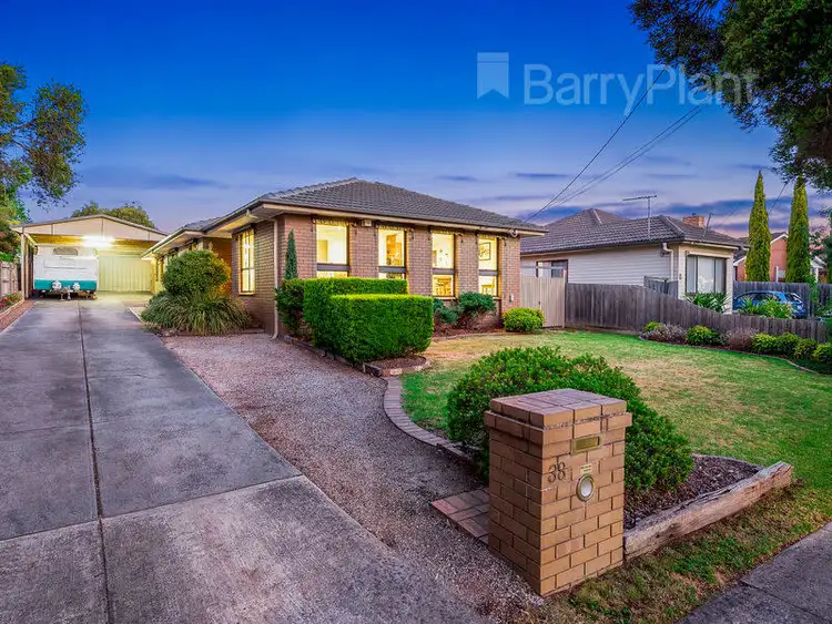 38 Rickards Avenue, Knoxfield VIC 3180