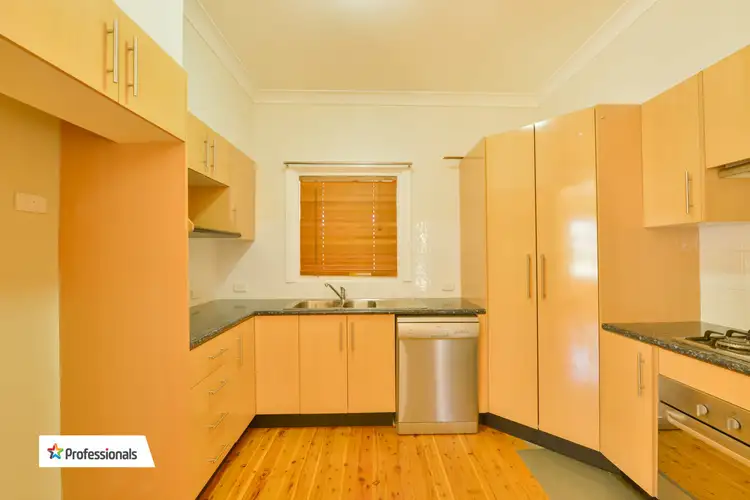 Sixth view of Homely house listing, 130 Crown Street, Tamworth NSW 2340