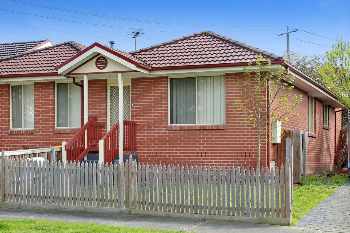 Main view of Homely unit listing, 3/1 Clements Grove, Reservoir VIC 3073