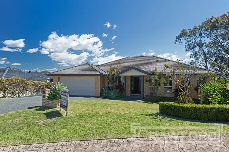28 Faulkland Crescent, Maryland NSW 2287