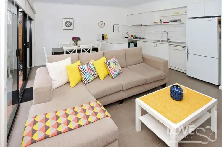 Second view of Homely unit listing, 3/17 David Street, Lalor VIC 3075