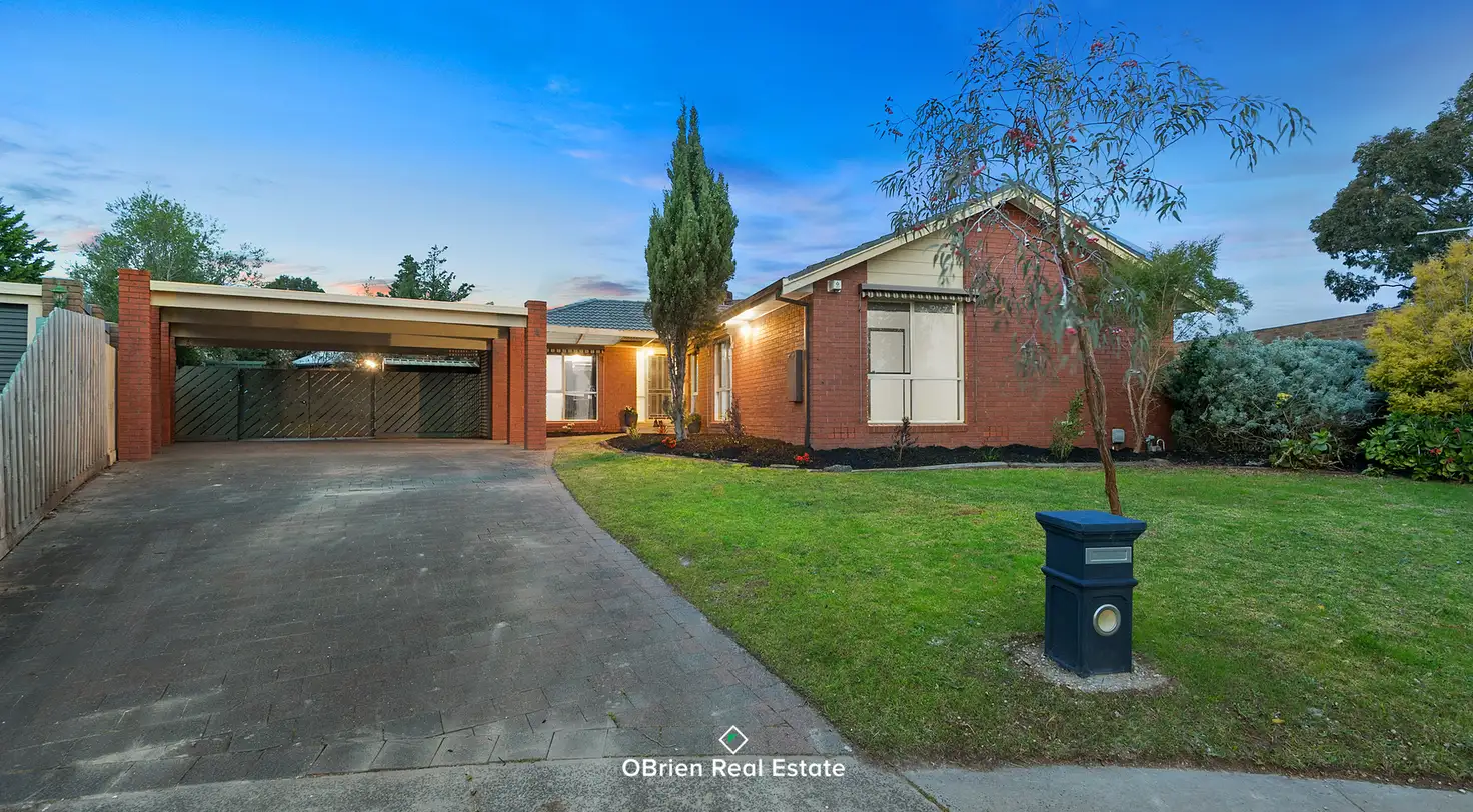 Main view of Homely house listing, 4 Eildon Road, Endeavour Hills VIC 3802