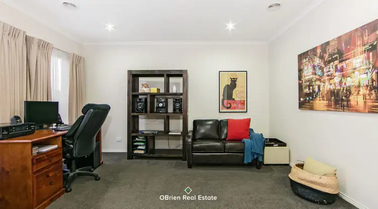 Second view of Homely house listing, 7 Nevis Place, Taylors Hill VIC 3037