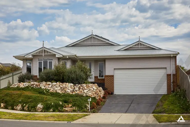 9 Harmon Drive, Drouin VIC 3818