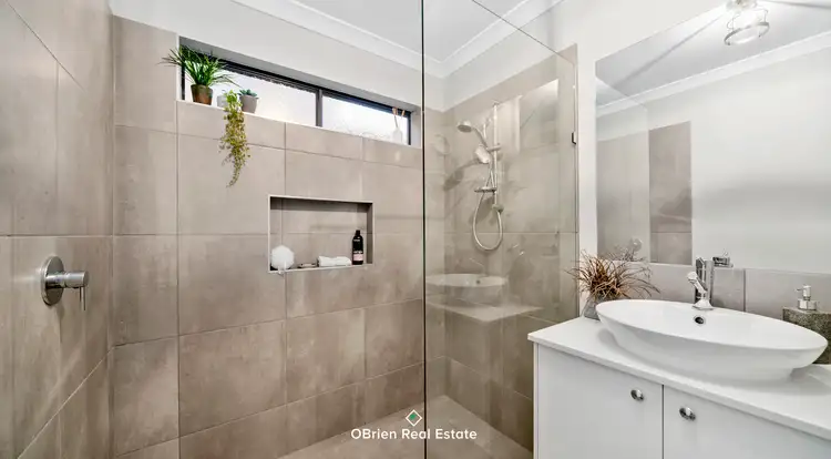 Fifth view of Homely house listing, 7 Arapiles Street, Cranbourne North VIC 3977