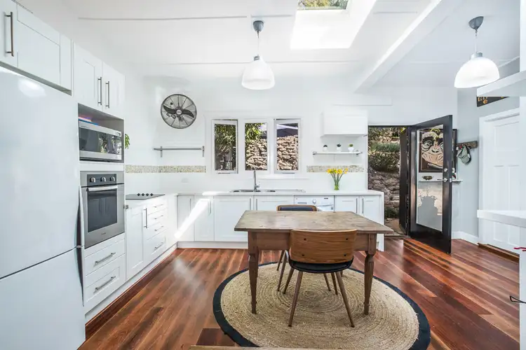 4 Ellesmere Road, Gymea Bay NSW 2227