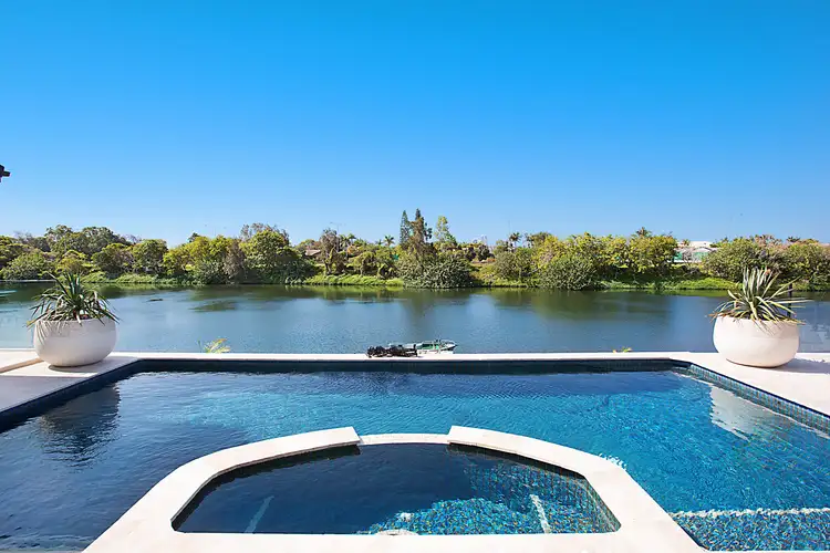 25 Julatten Drive, Robina QLD 4226