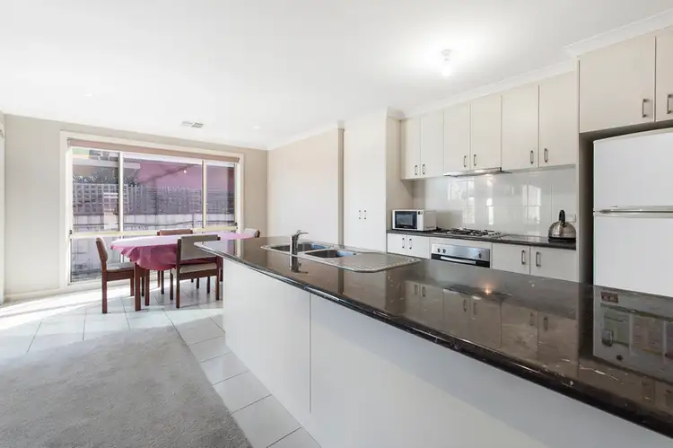 Second view of Homely townhouse listing, 5/31 Awburn Street, Wodonga VIC 3690