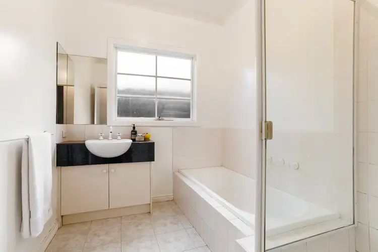 Sixth view of Homely unit listing, 1/102-106 Thompsons Road, Bulleen VIC 3105