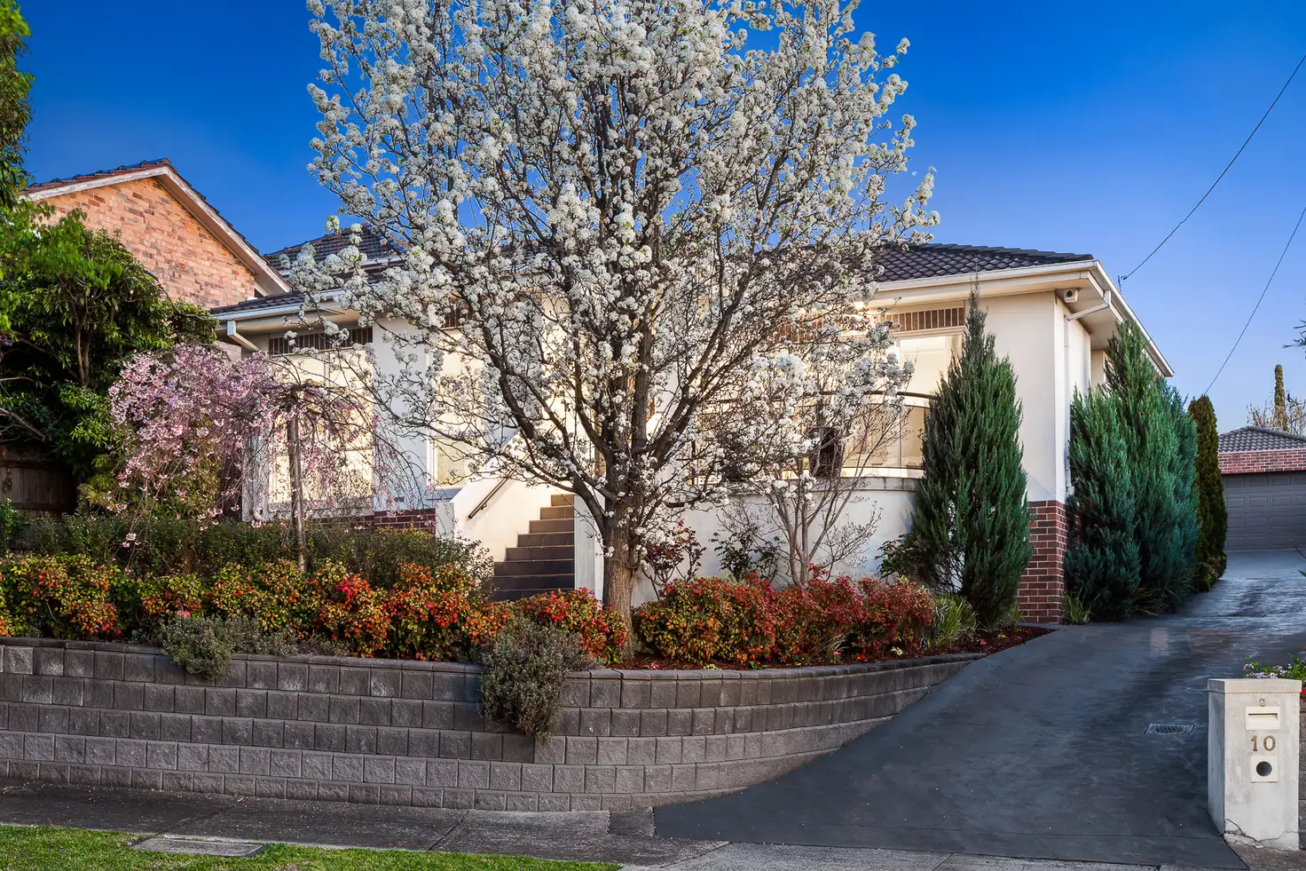 Main view of Homely unit listing, 1/10 Avon Street, Bulleen VIC 3105