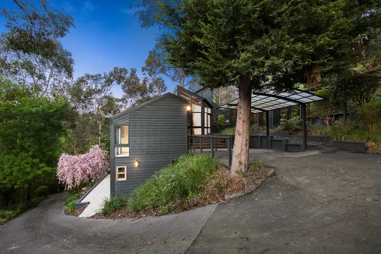 42-44 Ennismore Crescent, Park Orchards VIC 3114