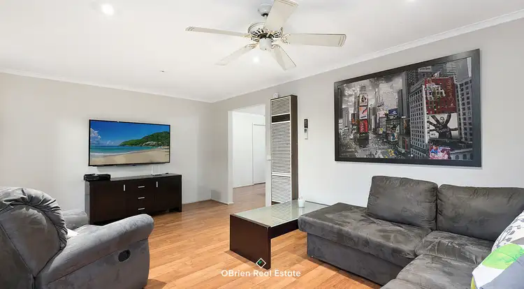Third view of Homely house listing, 7 Montrose Court, Endeavour Hills VIC 3802