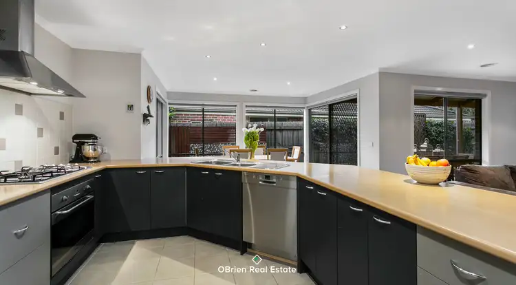 Third view of Homely house listing, 7 Paxton Close, Berwick VIC 3806