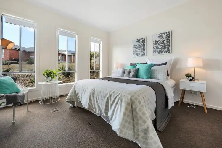 Fifth view of Homely house listing, 8 Omeara Street, Wodonga VIC 3690