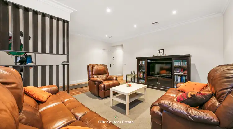 Fourth view of Homely unit listing, 10/14 Avard Court, Berwick VIC 3806
