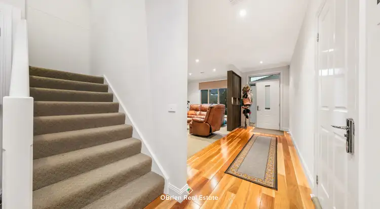 Fifth view of Homely unit listing, 10/14 Avard Court, Berwick VIC 3806