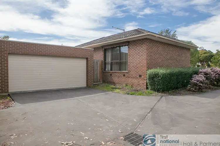 Second view of Homely house listing, 7 Gracilis Court, Endeavour Hills VIC 3802