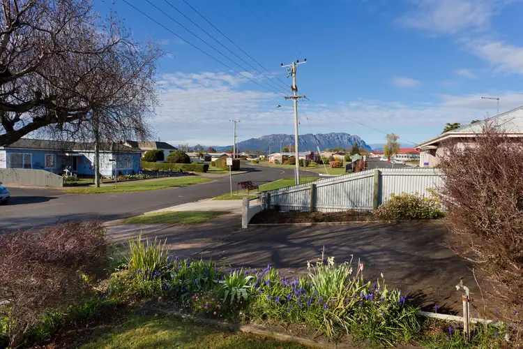 Third view of Homely house listing, 9 Henry Street, Sheffield TAS 7306