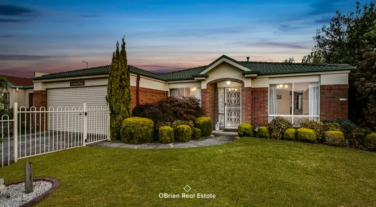 1 Dahlen Place, Berwick VIC 3806