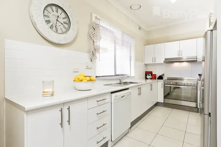 Fourth view of Homely house listing, 2 Shedden Street, Pascoe Vale VIC 3044