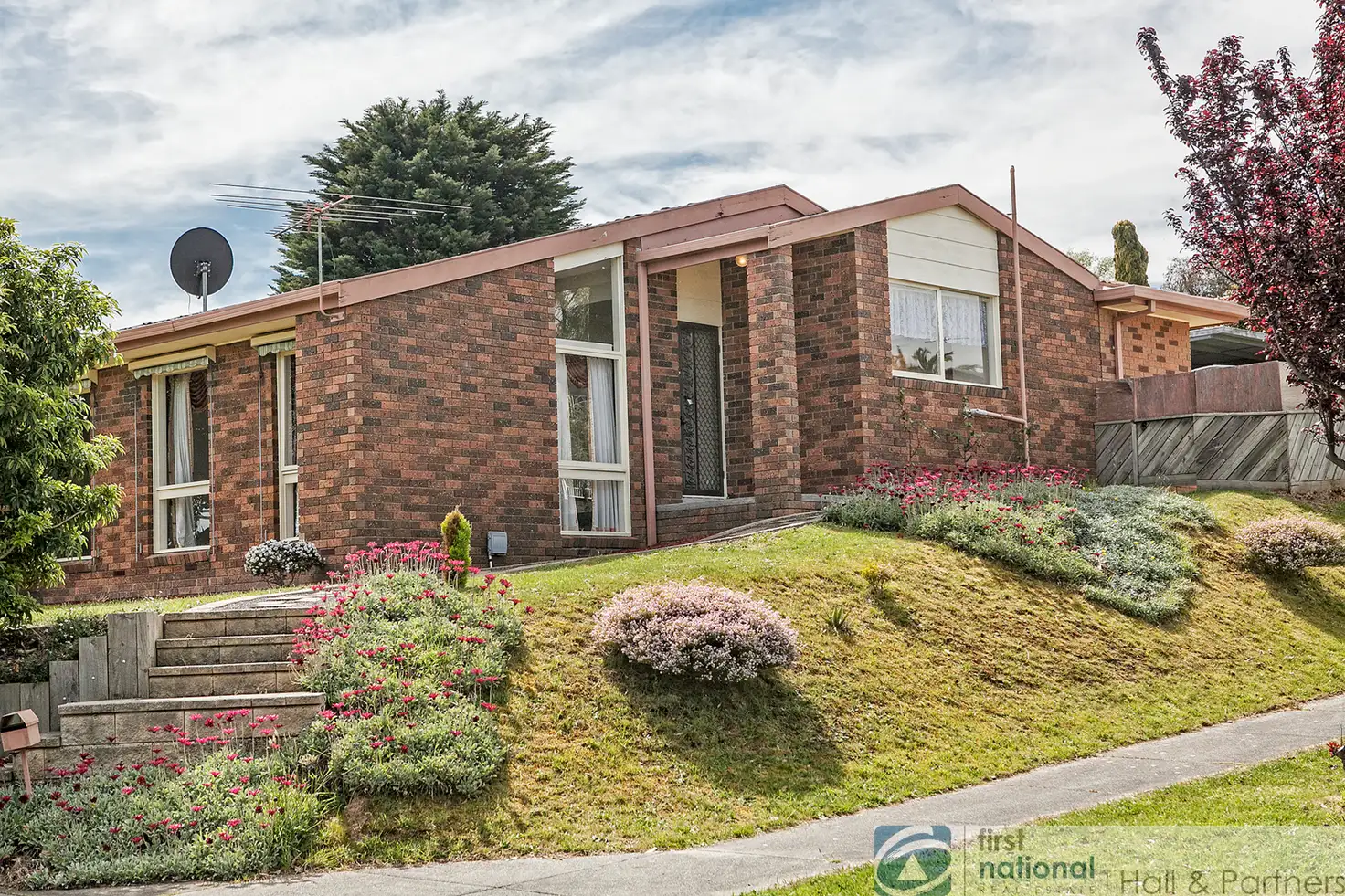 Main view of Homely house listing, 16 Sydney Parkinson Avenue, Endeavour Hills VIC 3802
