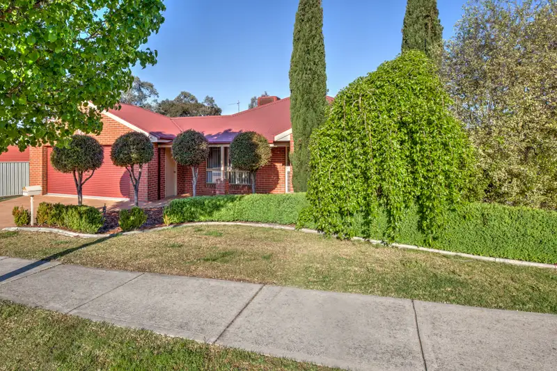 Main view of Homely house listing, 5 Lytham Court, Wodonga VIC 3690