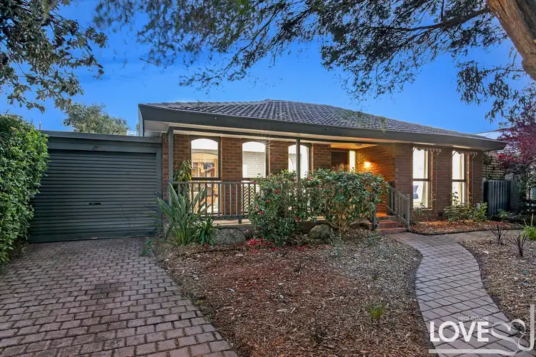 5 Blamey Avenue, Mill Park VIC 3082