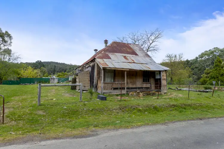 100 & 104 Golden Point Road, Blackwood VIC 3458