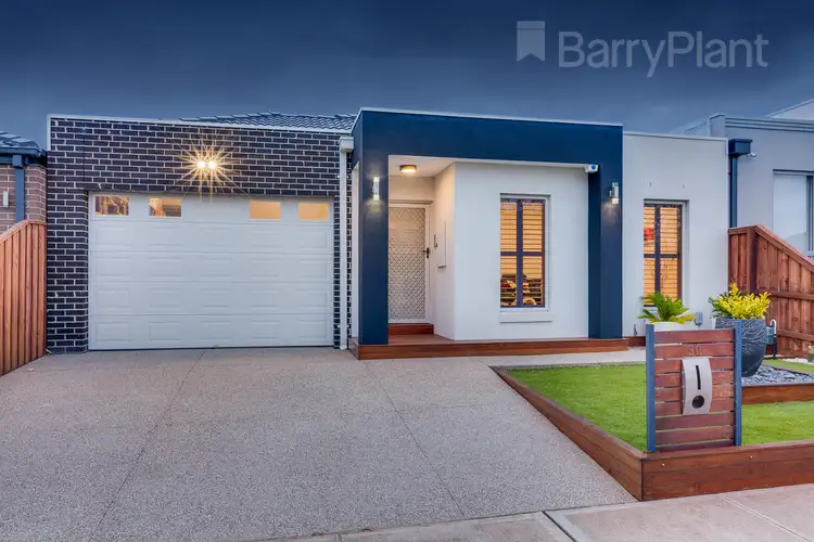 30 Woollahra Parade, Taylors Hill VIC 3037