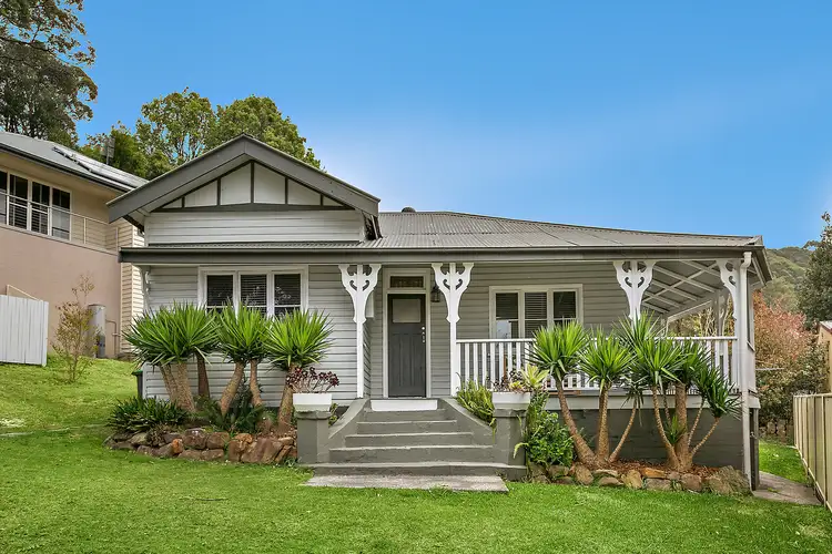 52F Pass Avenue, Thirroul NSW 2515