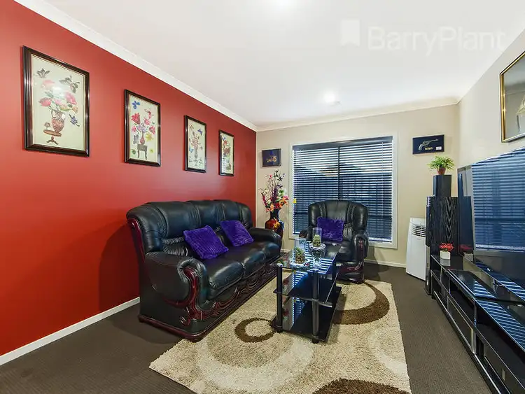 Seventh view of Homely house listing, 9 Loxwood Court, Deer Park VIC 3023