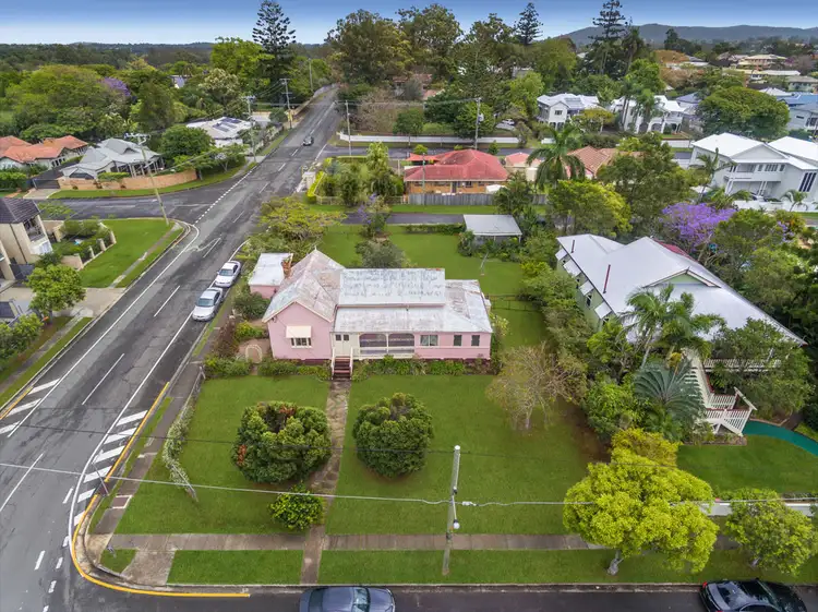 69 Kingsley Parade, Yeronga QLD 4104