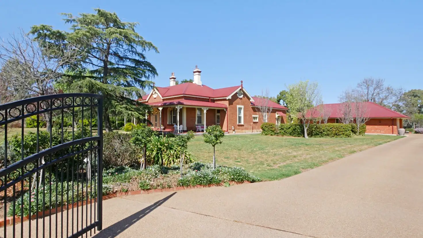 Main view of Homely house listing, 7 Avalon Place, Dubbo NSW 2830