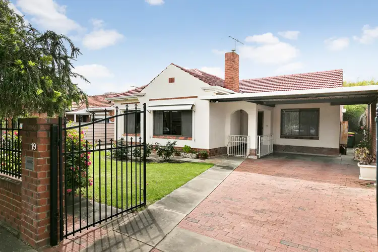 19 Almond Grove, Glandore SA 5037