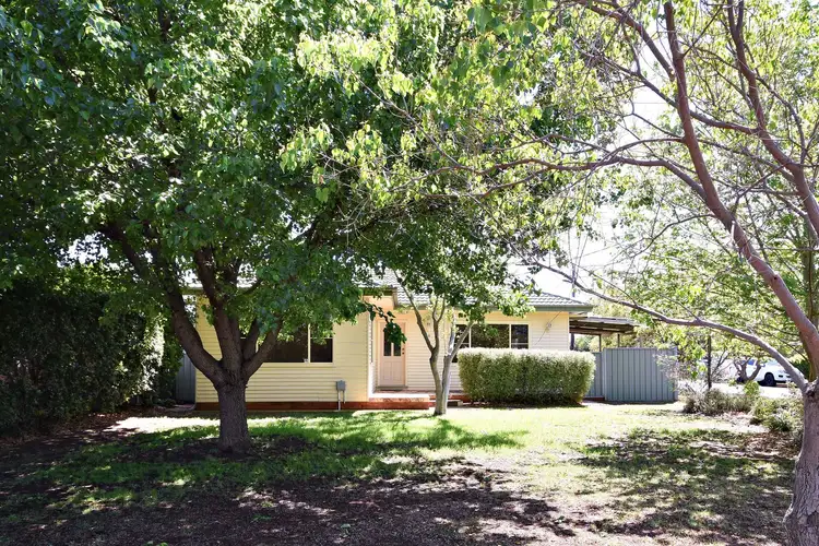 28 Lovett Avenue, Dubbo NSW 2830