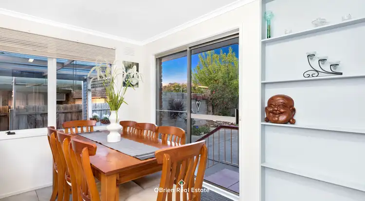 Fourth view of Homely house listing, 2 Melliodora Court, Endeavour Hills VIC 3802