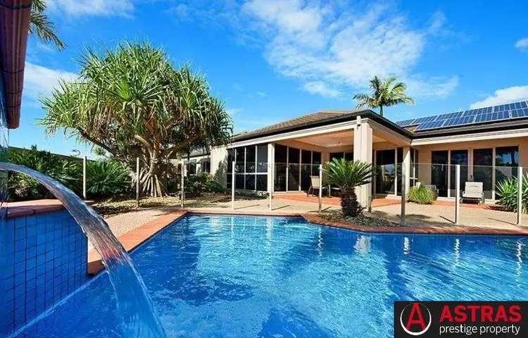 6 Montserrat Court, Clear Island Waters QLD 4226