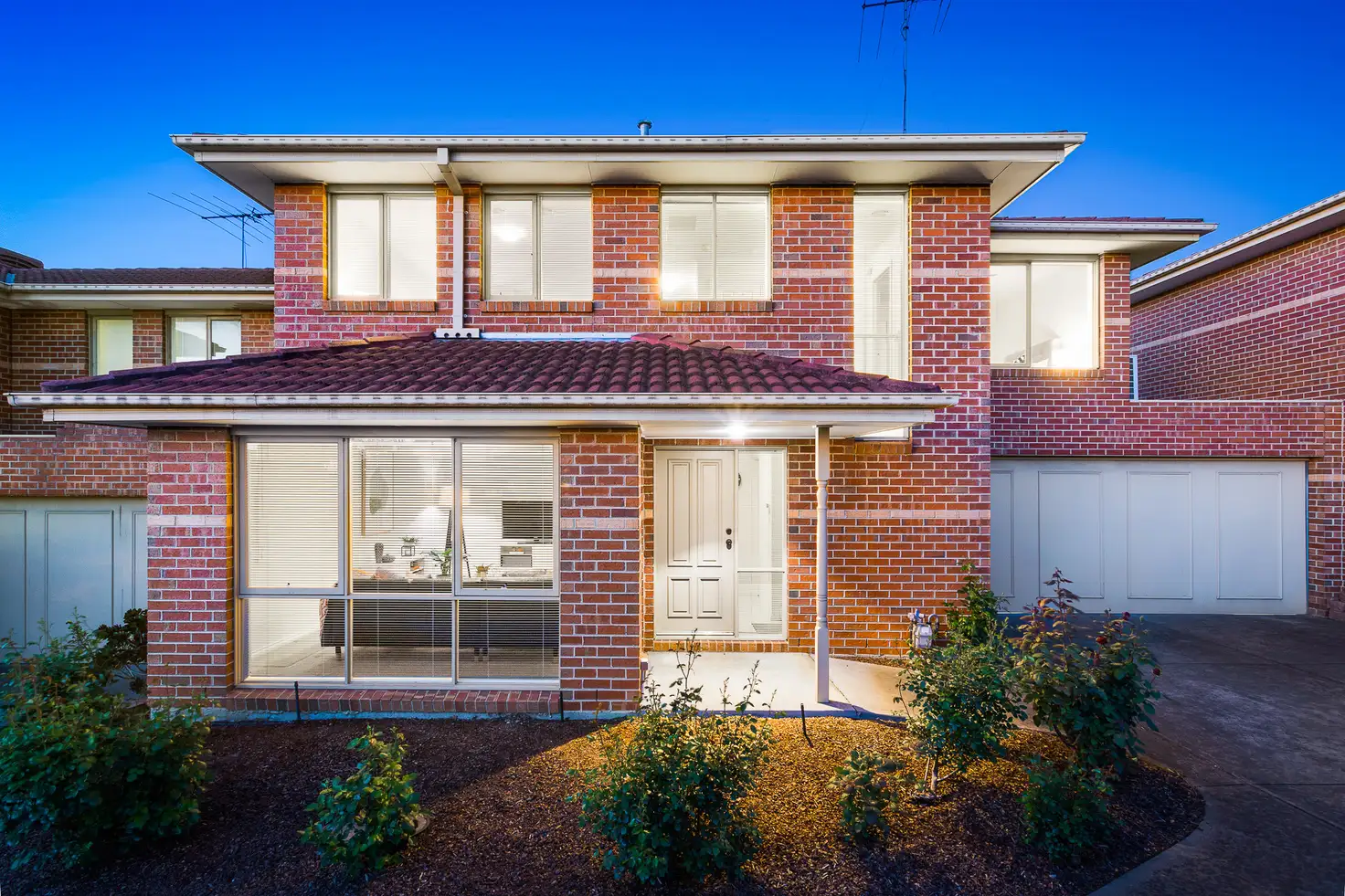 Main view of Homely townhouse listing, 2/230 Bulleen Road, Bulleen VIC 3105