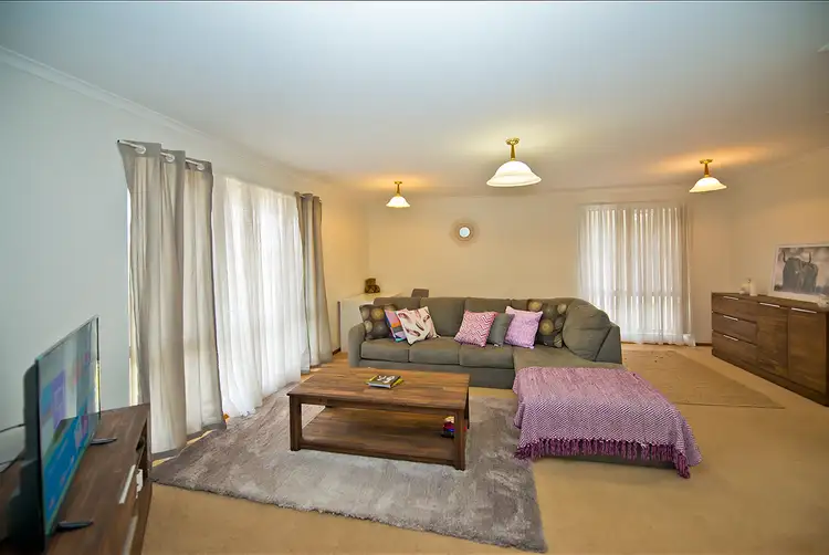 31 Bohemia Road, Yakamia WA 6330