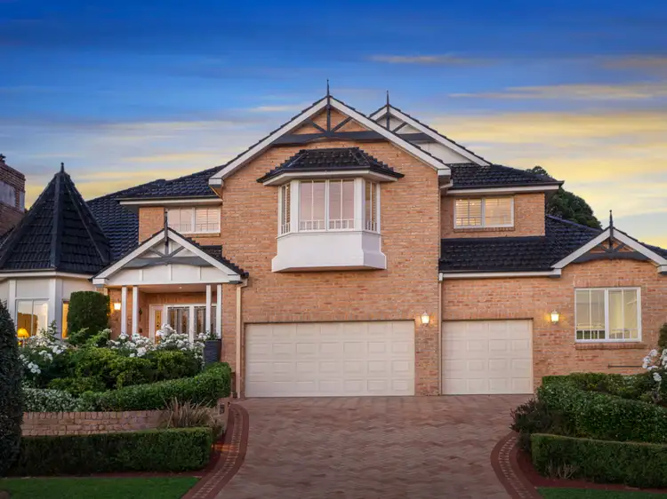 4 Huntingdale Circle, Castle Hill NSW 2154