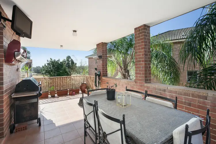 10/29-31 Marlene Crescent, Greenacre NSW 2190