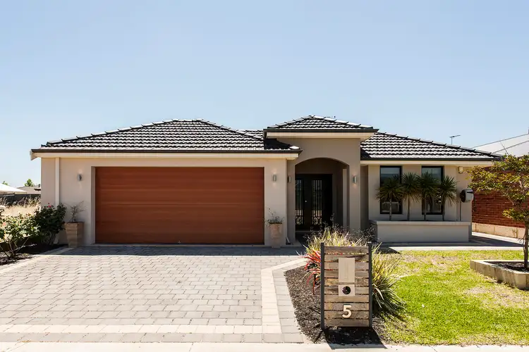 5 Tangara Street, Aveley WA 6069