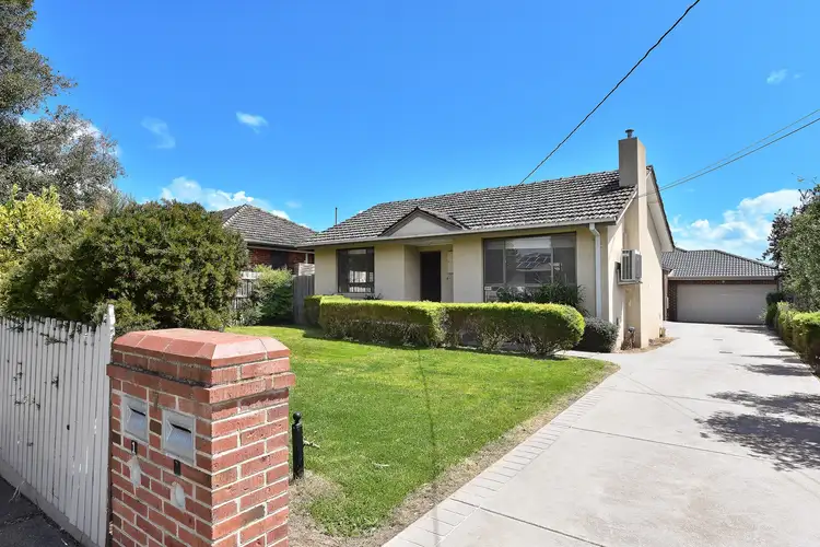 1/7 Kyneton Ave, Reservoir VIC 3073