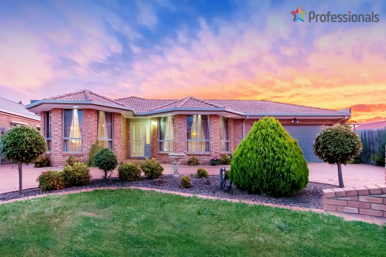 Main view of Homely house listing, 11 Leichardt Close, Taylors Lakes VIC 3038