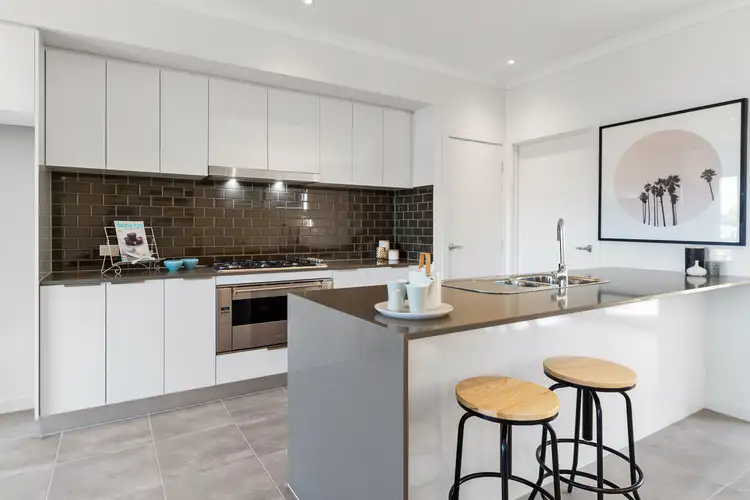 Fourth view of Homely townhouse listing, 2/237 Dunns Road, Mornington VIC 3931