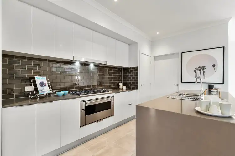Fifth view of Homely townhouse listing, 2/237 Dunns Road, Mornington VIC 3931