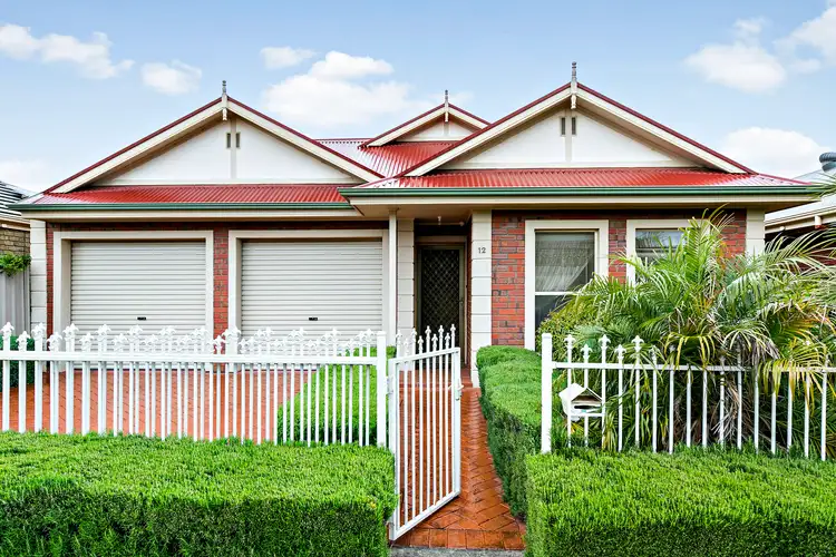 12 Kenmay Avenue, Mitchell Park SA 5043