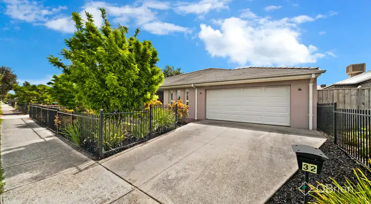Main view of Homely house listing, 32 Wild Scotchman Way, Cranbourne East VIC 3977