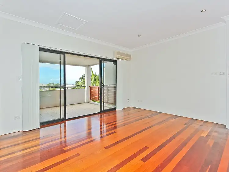 4/226 Stratton Terrace